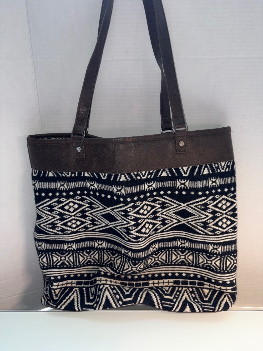 Thirty-One Gifts Tribal Geometric Woven Tote Bag Set Matching Makeup Pouch